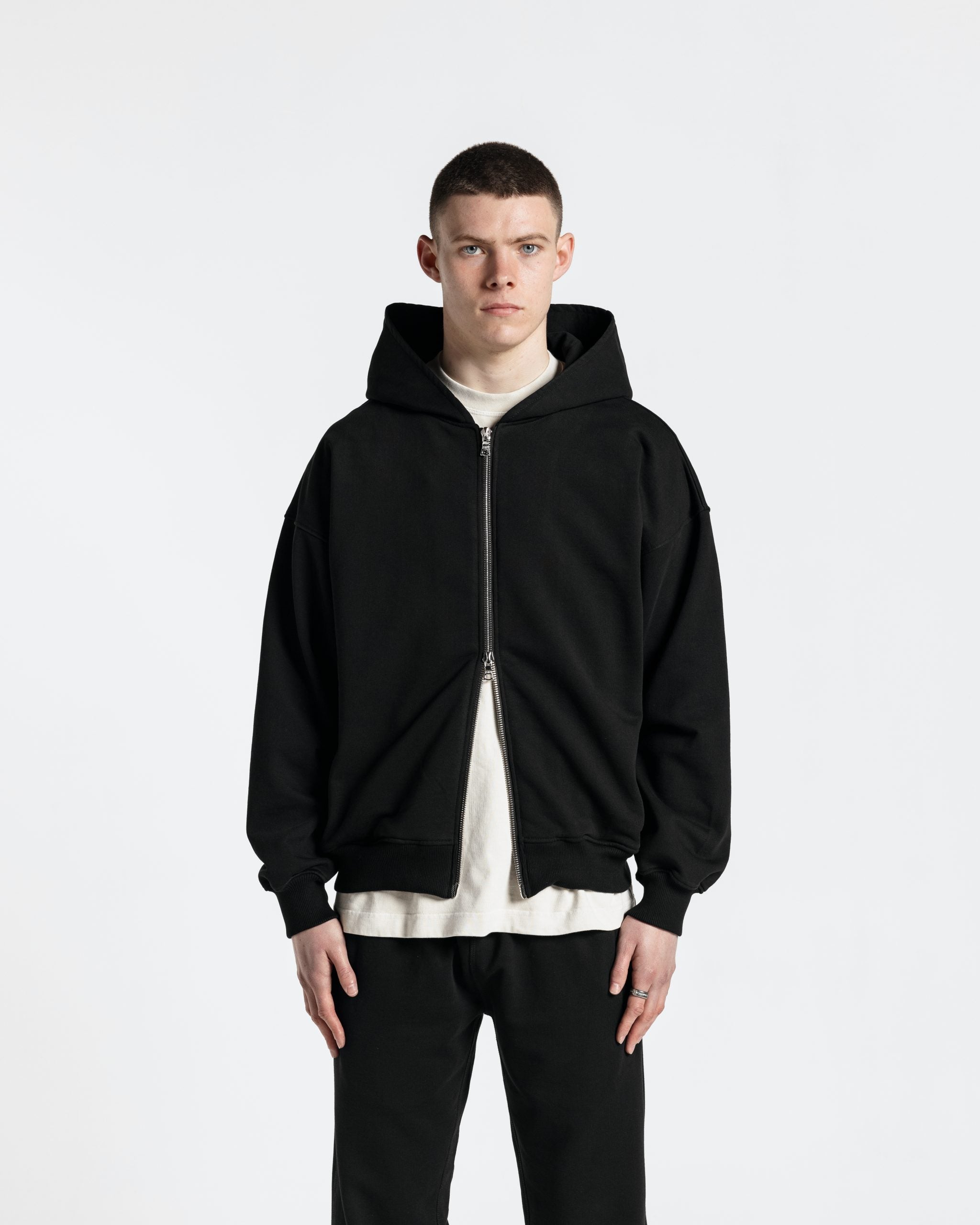 ATG TIMELESS ZIPPED HOODIE BLACK image 0